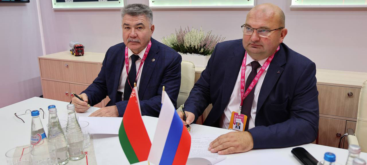 МАЗ И КАЗАНСКИЙ ГОСУДАРСТВЕННЫЙ АГРАРНЫЙ УНИВЕРСИТЕТ ПОДПИСАЛИ СОГЛАШЕНИЕ В СФЕРЕ ПОДГОТОВКИ СПЕЦИАЛИСТОВ В ОБЛАСТИ МАШИНОСТРОЕНИЯ 