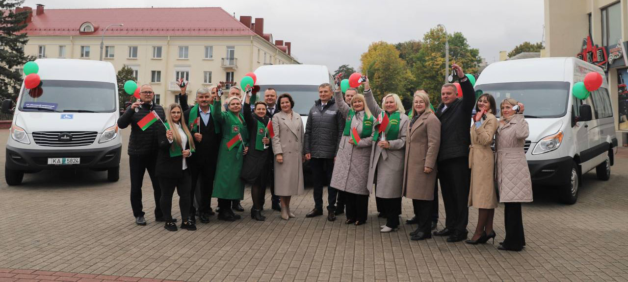 9 ЕДИНИЦ МАЗ-365 ПРОИЗВОДСТВА БРЕСТМАШ ПЕРЕДАЛИ В УЧРЕЖДЕНИЯ СОЦИАЛЬНОГО ОБСЛУЖИВАНИЯ